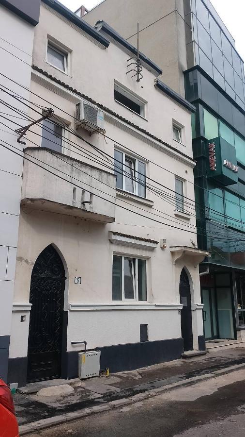 Center Walk Studios بوخارست المظهر الخارجي الصورة
