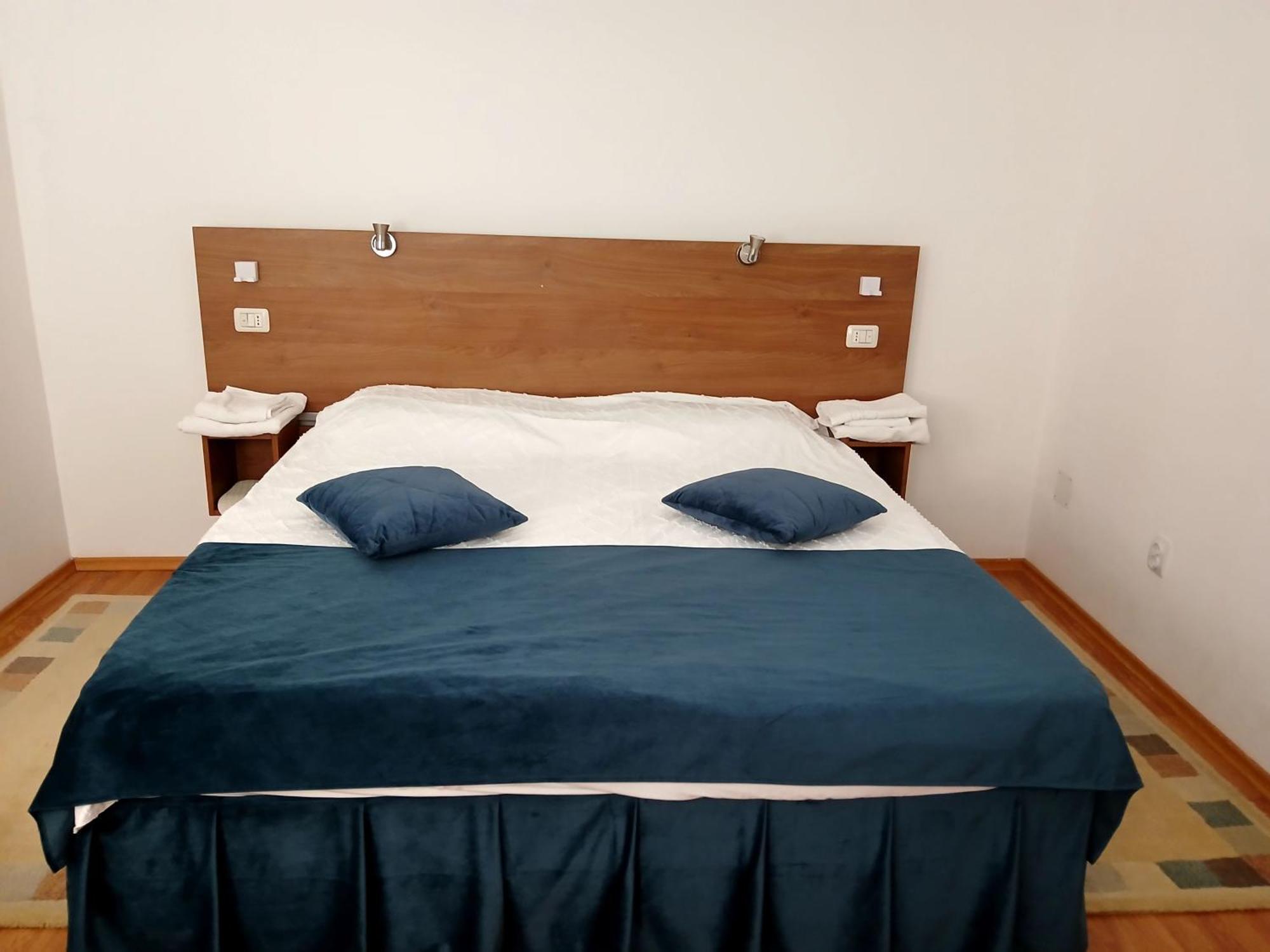 Center Walk Studios بوخارست المظهر الخارجي الصورة